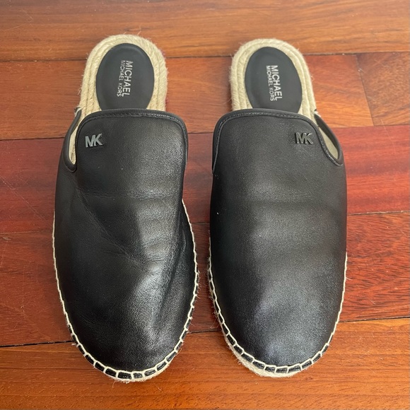 Michael Kors Emilia Slides Mules Black Leather Size 9 - Picture 2 of 11